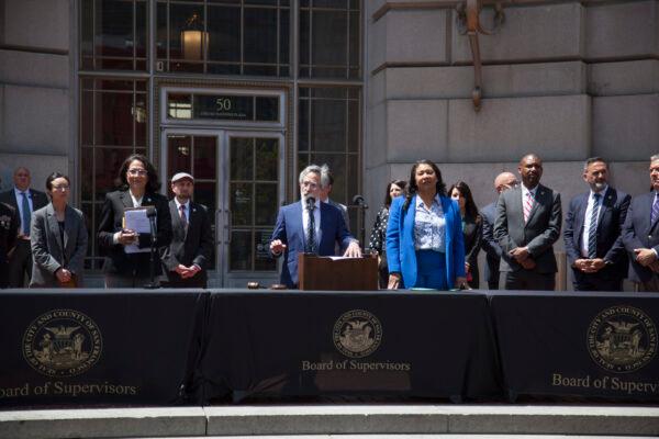 The San Francisco Board of Supervisors convenes an outdoor meeting to address the open-air drug problem, in San Francisco on May 23, 2023. (Lear Zhou/The Epoch Times)
