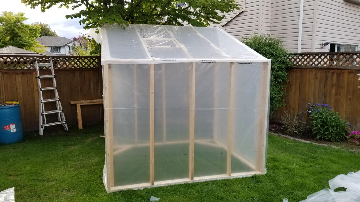 A DIY greenhouse. (Courtesy of Michael Major)