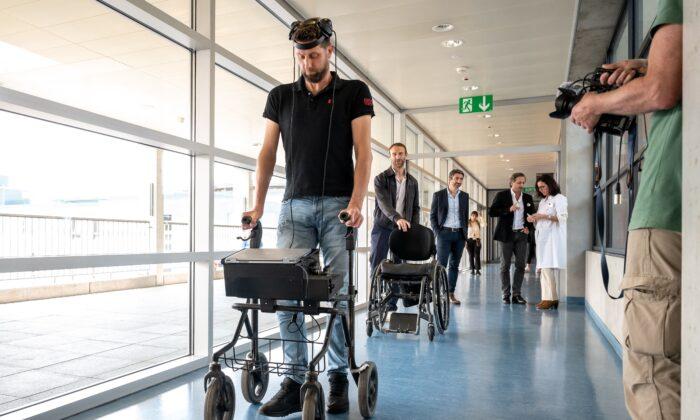 Man Paralyzed for 12 Years Walks Again Thanks to Brain, Spinal Cord Implants