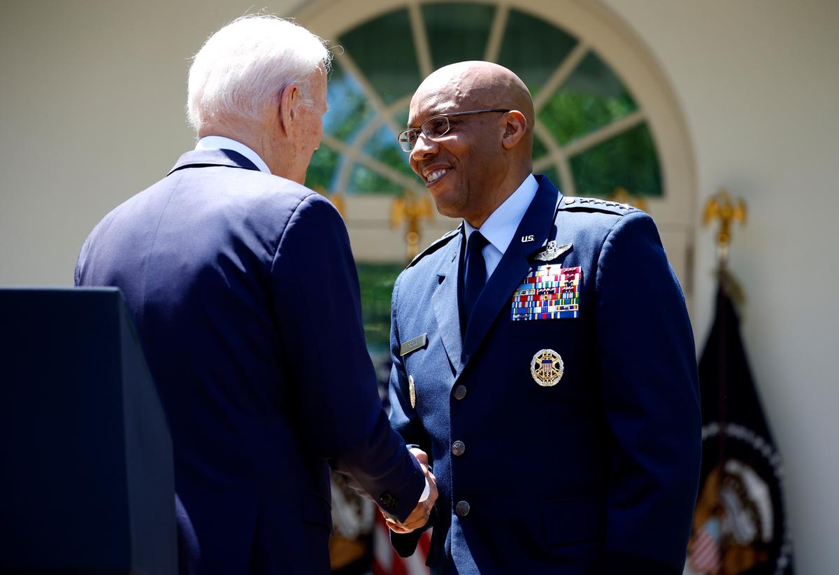 Biden’s Pick for Top US General Grilled About Memo Seeking Racial Quotas in Air Force Recruiting