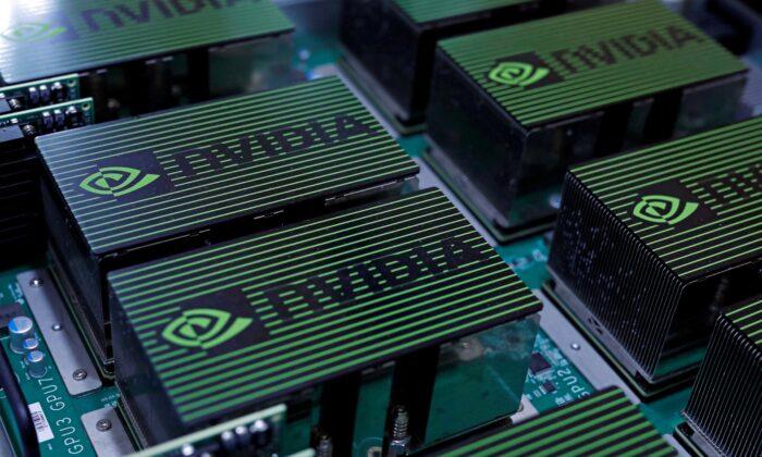Chip Giant Nvidia Nears Trillion-Dollar Status on AI Bet