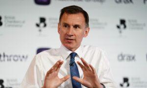 Hunt Eyes AI and Welfare Reform as Cures for ‘Ever-Rising’ Tax Burden