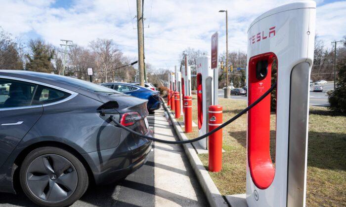 Diesel Plant Found Behind Biggest Tesla EV Charging Station