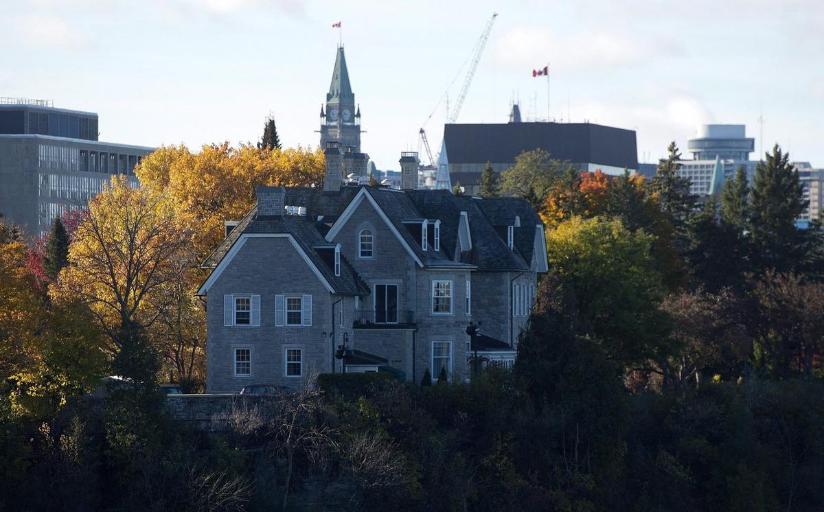 Feds Warned About Risks of Delaying 24 Sussex Decision Almost a Year Before It Closed