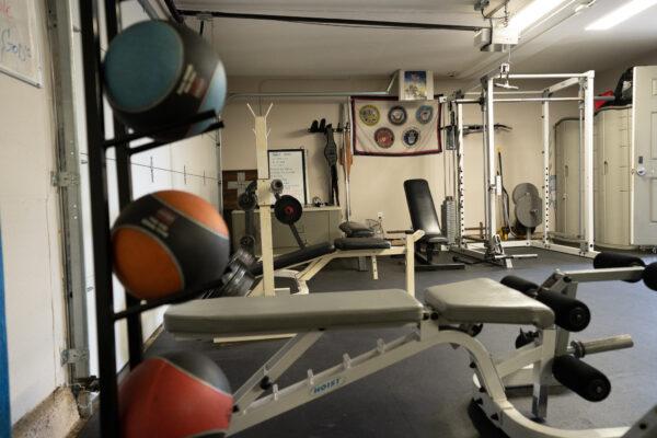 The gym at the Tustin Veterans Outpost, a facility run by the Christian-based nonprofit Orange County Rescue Mission, in Tustin, Calif., on May 25, 2023. (Rudy Blalock/The Epoch Times)