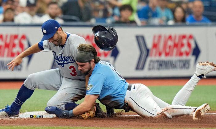 Isaac Paredes Homers as Tampa Bay Rays Beat Los Angeles Dodgers 11–10
