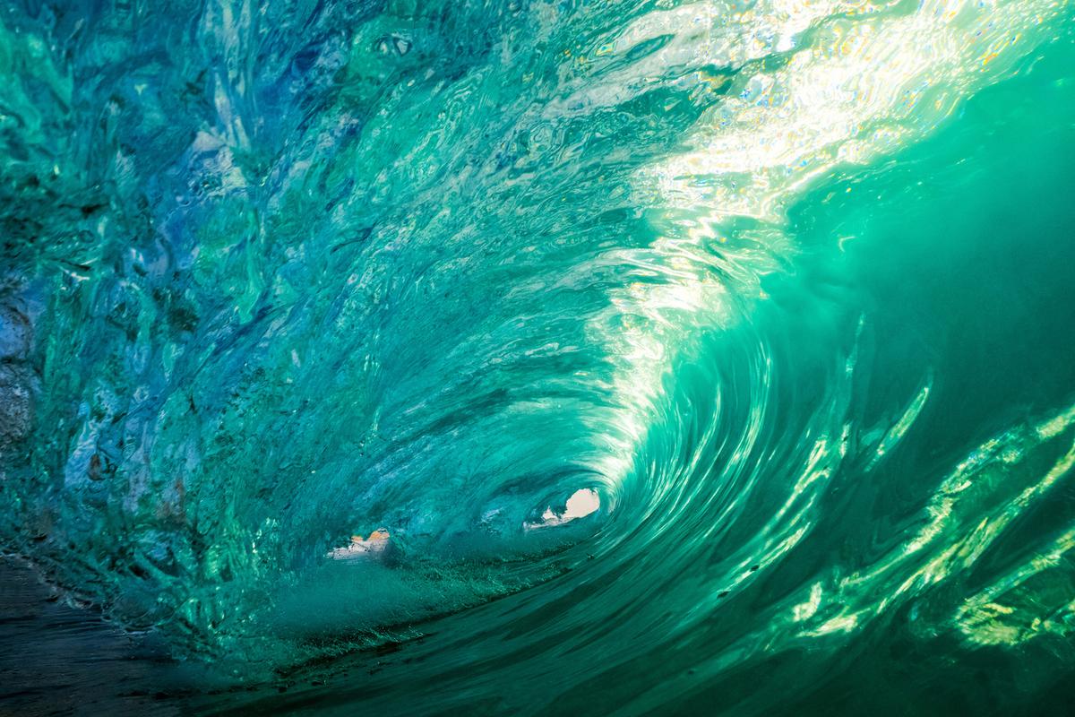 "The Green Room" by Nick Selway, photographed at Sandys Beach, Oahu, Hawaii. (Courtesy of <a href="https://www.nickselway.com/">Nick Selway</a>)