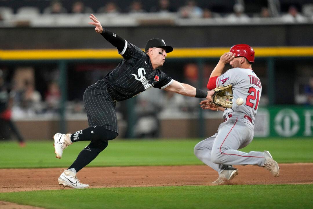 Drury, Angels Spoil Hendriks’ Return With 6–4 Victory Over White Sox