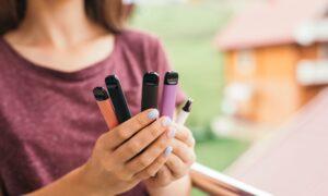 Australian Politicians Concerned Children Are Getting Their Hands on Illegal Vapes