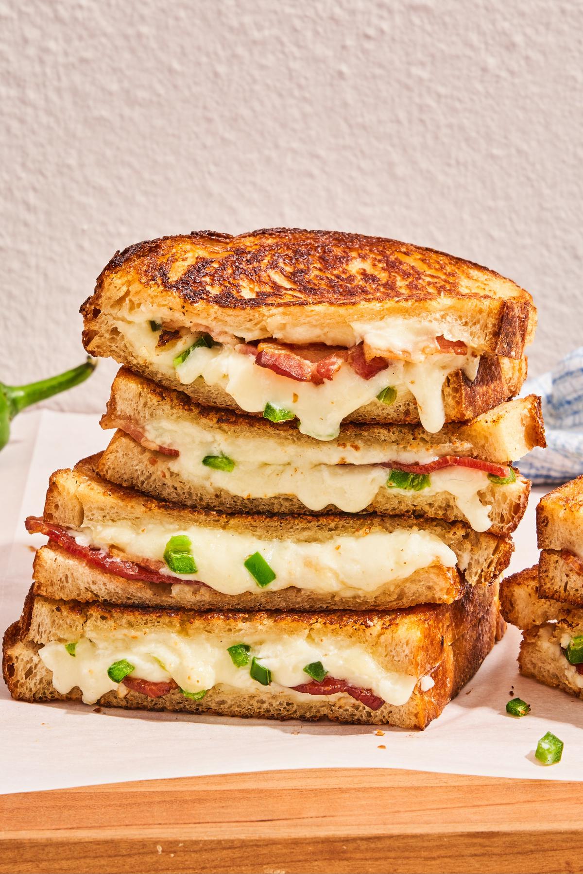 Jalapeno Poppers Meet Grilled Cheese in This Delicious Mashup