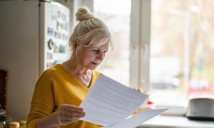 What a Divorced Woman Needs to Know About Social Security