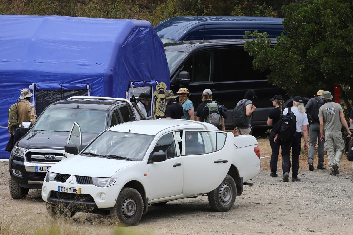 German Prosecutors Say They'll Examine Objects Found in McCann Search in Portugal