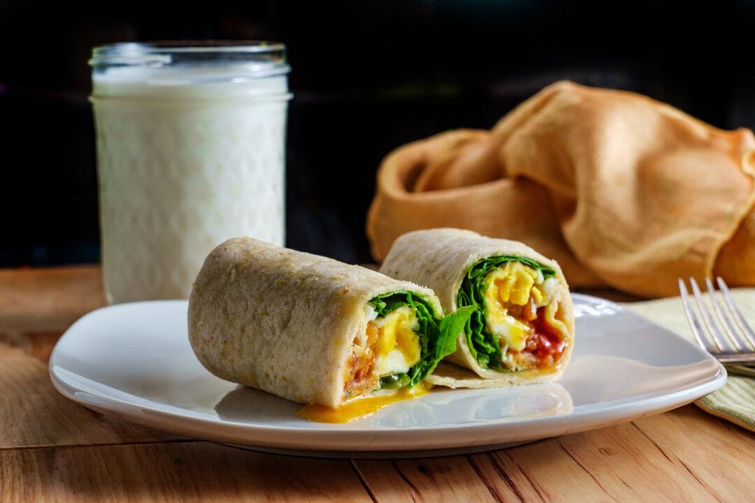 Scrambled Egg Tortilla Wrap (Recipe)