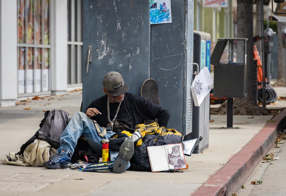 Santa Monica Residents Push Back Against Outdoor Needle Distribution Site for Homeless