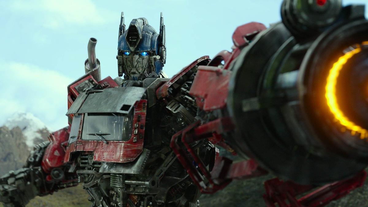 Optimus Prime (voiced by <span class="ILfuVd" lang="en"><span class="hgKElc">Peter Cullen), </span></span>in “Transformers: Rise of the Beasts.” (Paramount Pictures)