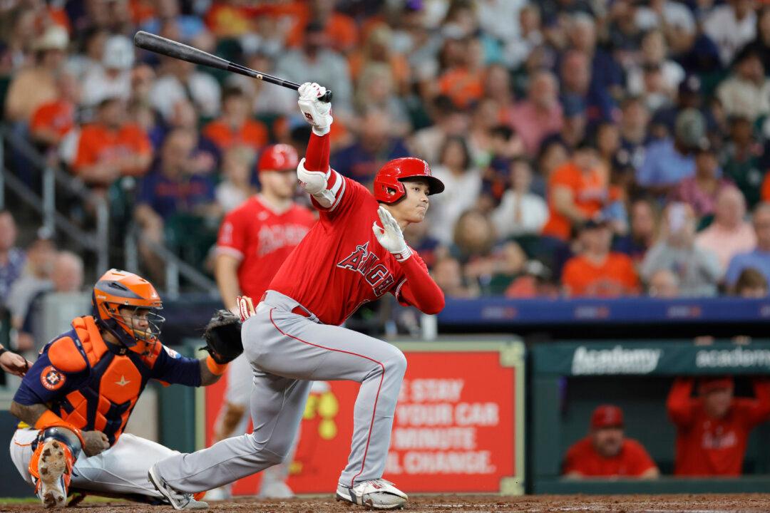 Ohtani, Rengifo Lifts Angels Past Astros to Avoid Sweep, 2–1