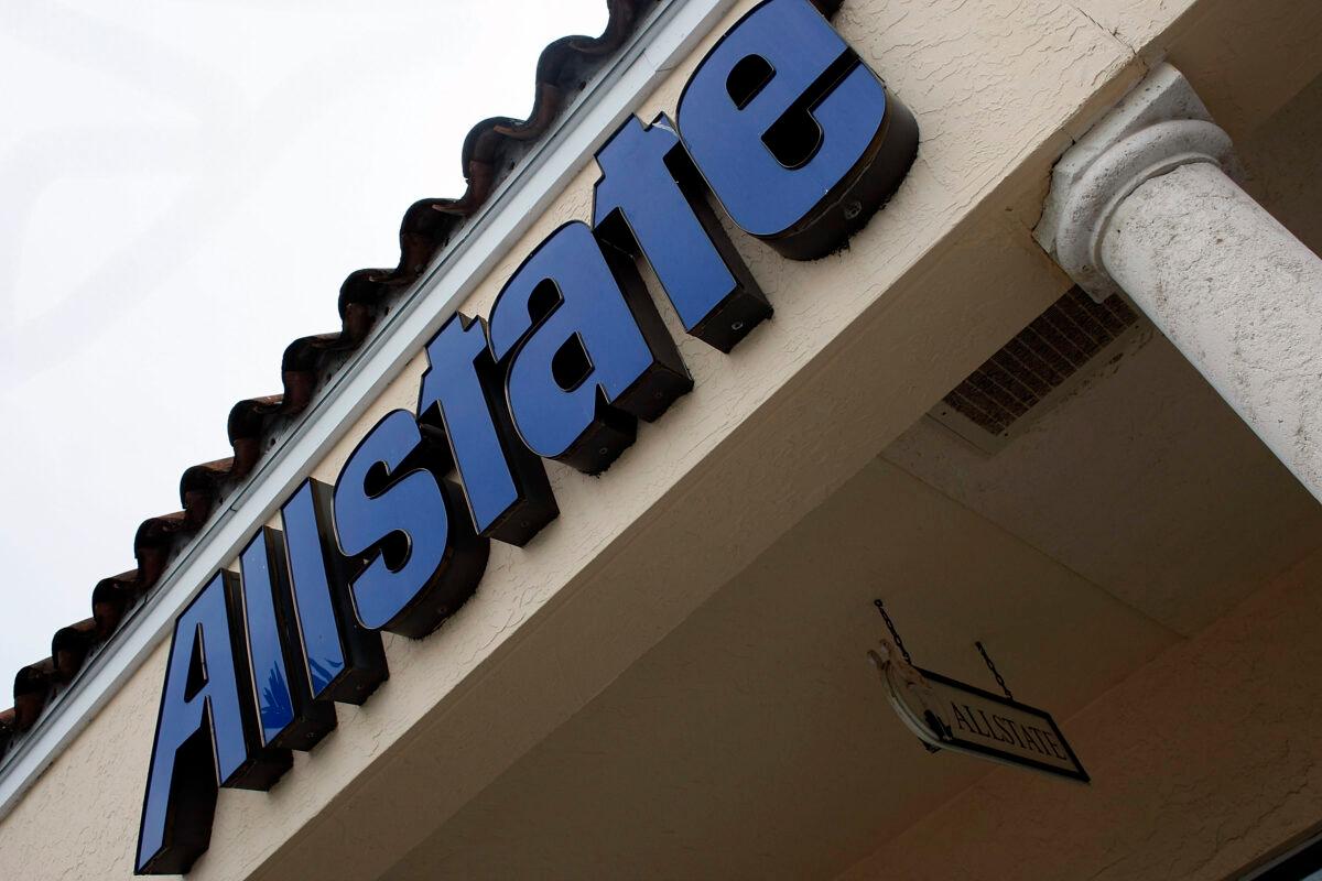 An Allstate insurance company sign is seen in Miami, Fla., on Jan. 17, 2008. (Joe Raedle/Getty Images)