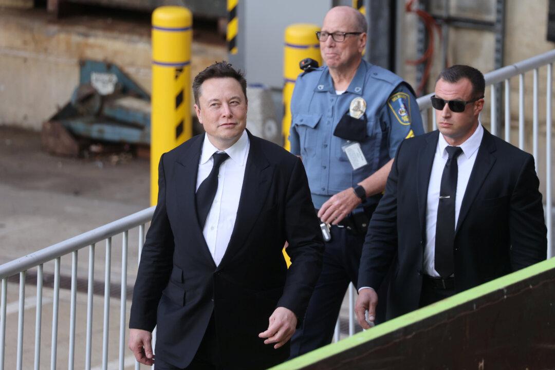 Court Upholds Musk’s Win in $13 Billion Lawsuit Over Tesla-SolarCity Deal