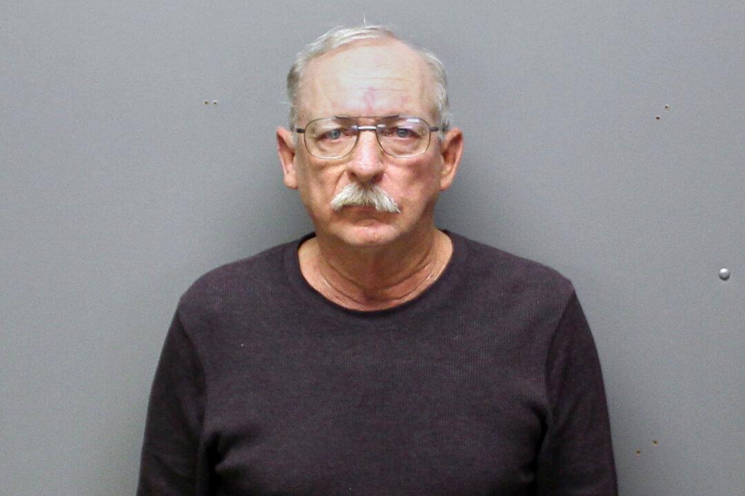 Man Pleads Guilty to Strangling and Dumping Body of Missouri Woman 3 Decades Ago