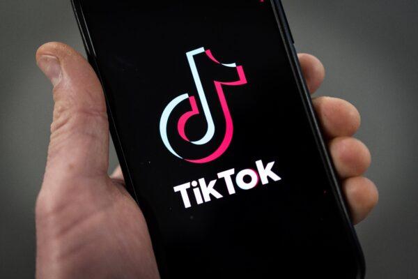  TikTok logo on an iPhone in London on Feb. 28, 2023. (Dan Kitwood/Getty Images)