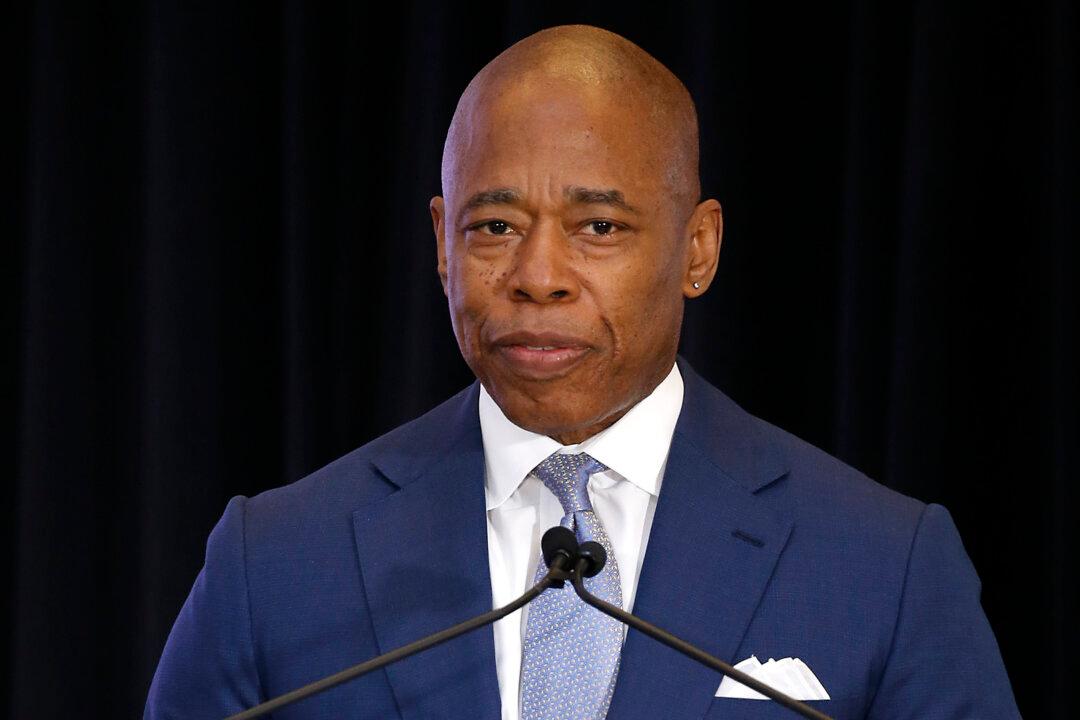 NYC Mayor Adams Announces New Relief Center on Randall’s Island to House 2,000 Illegal Immigrants