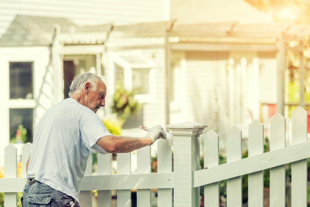 Design and Build a Picket Fence