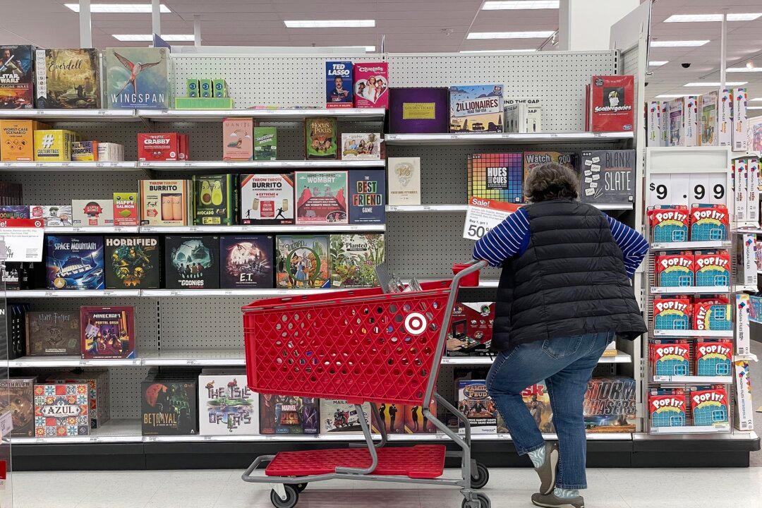 California Bill to Prohibit Employers From Requiring Employees to Confront Shoplifters Goes to Assembly