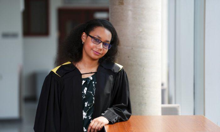 Ottawa Girl Set to Become the Youngest University Graduate in Canadian History