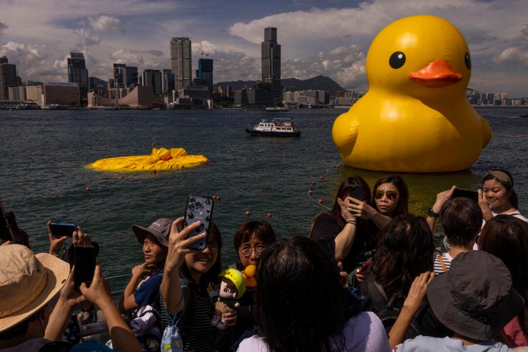 One of 2 Giant Ducks in Hong Kong’s Victoria Harbor Deflates