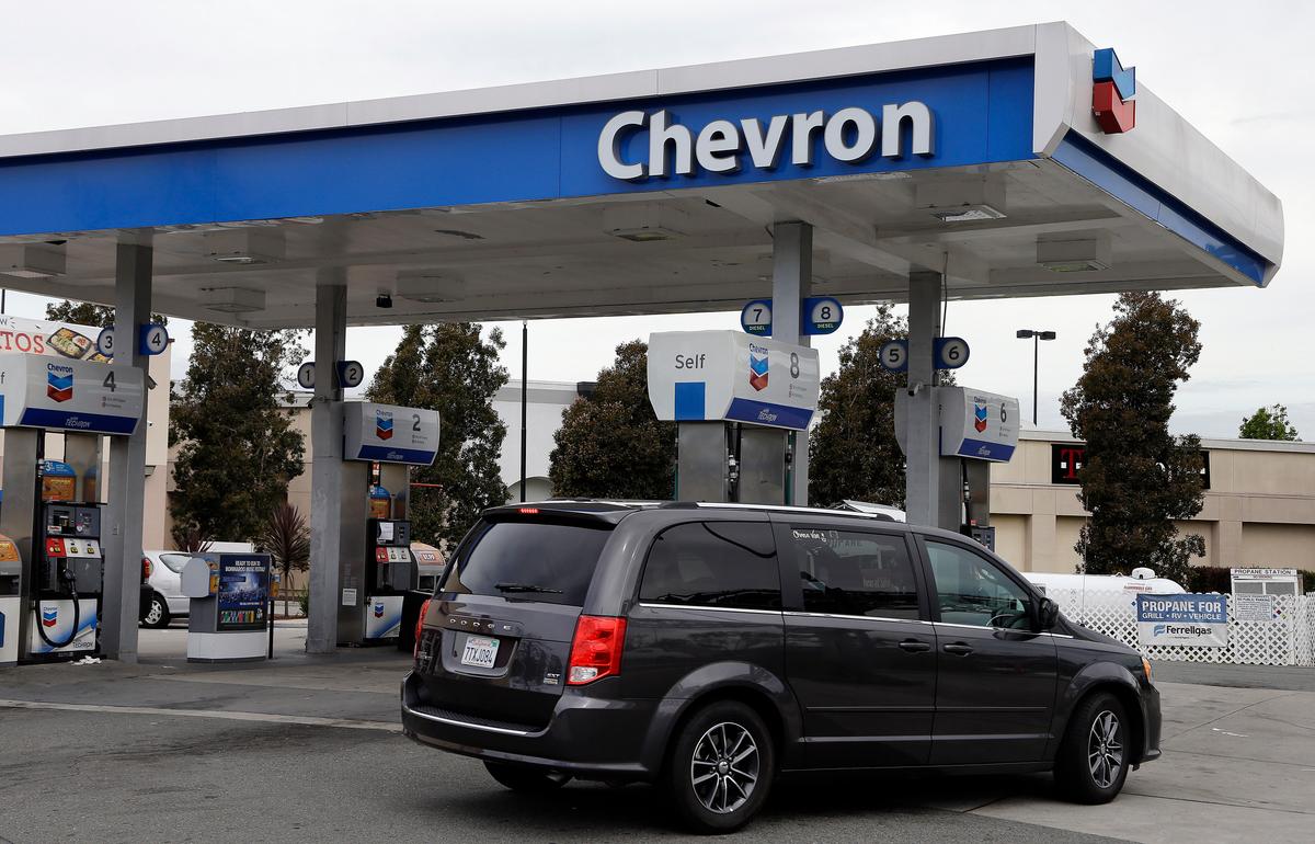 Chevron’s First-Quarter Profit Drops as Oil Prices Slide