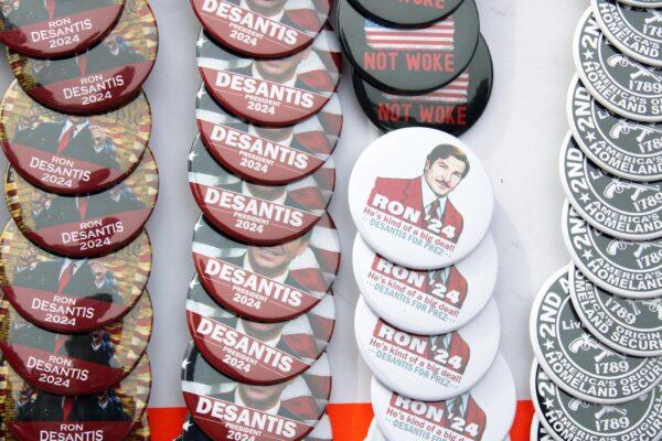 Campaign buttons for Florida Gov. Ron DeSantis on display at a rally for DeSantis in Tulsa, Oklahoma on June 10, 2023. (Michael Clements/The Epoch Times)