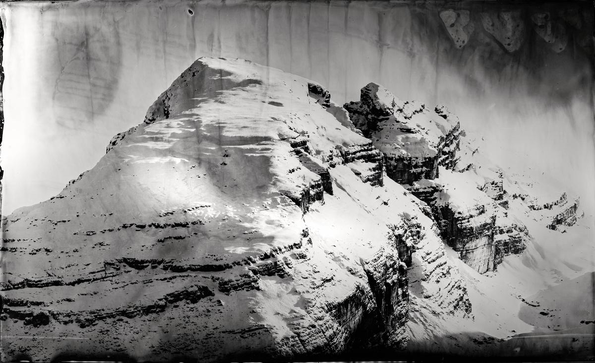 The Dolomite Mountains depicted in an ambrotype. (Courtesy of <a href="https://www.lightcatcher.it/en/">Lightcatcher</a>)