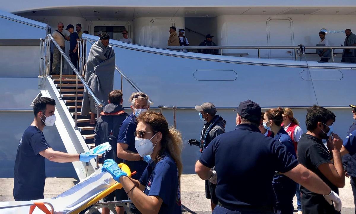 At Least 79 Migrants Dead and Dozens Feared Missing After Fishing Vessel Sinks Off Greece