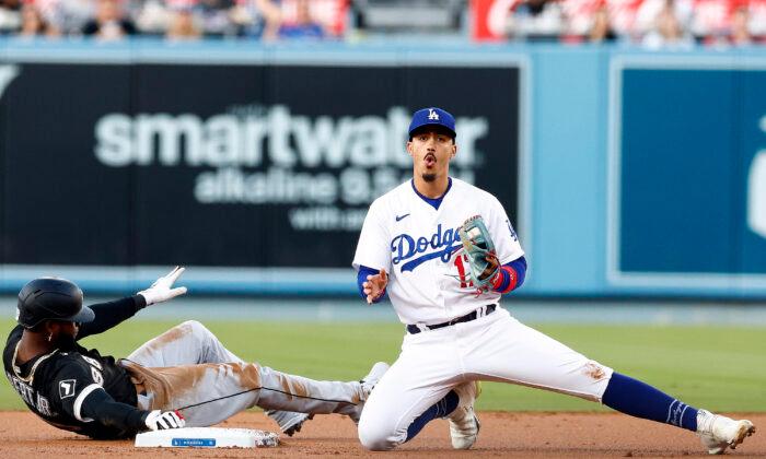 Dodgers Down White Sox to Open Homestand