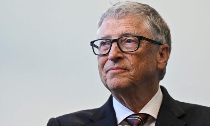 Jeffrey Epstein Referred Bill Gates, Elon Musk to Major Bank: Former Executive