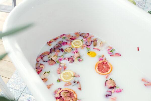 <span class="caption">Don’t waste milk on a bath. </span>(Tkachenko Elena/Shutterstock)