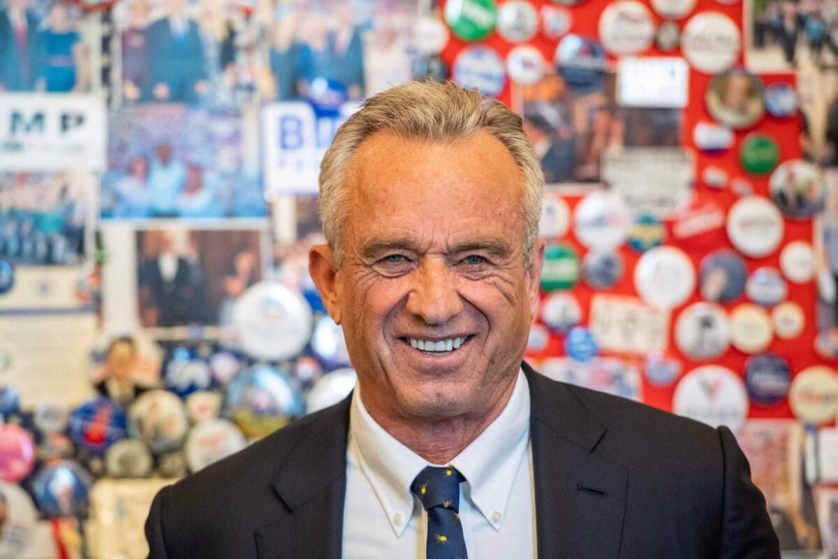 Robert Kennedy, Jr., 2024 presidential hopeful, meets with people at the New Hampshire State House Visitor Center in Concord, N.H., on June 1, 2023. (Joseph Prezioso/AFP via Getty Images)