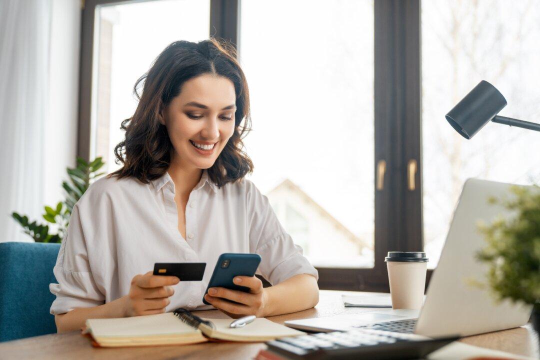 Landlords, Don’t Believe These 5 Myths About Online Rent Collection