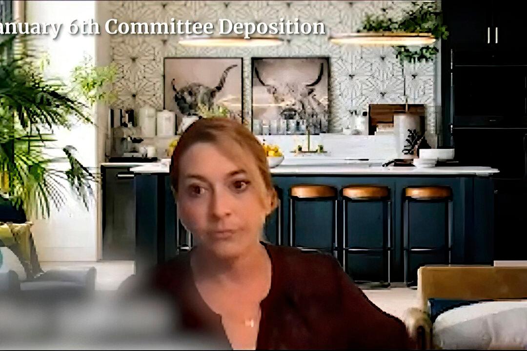 Former Oath Keepers Attorney Ruled Incompetent to Stand Trial on Jan 6 Charges