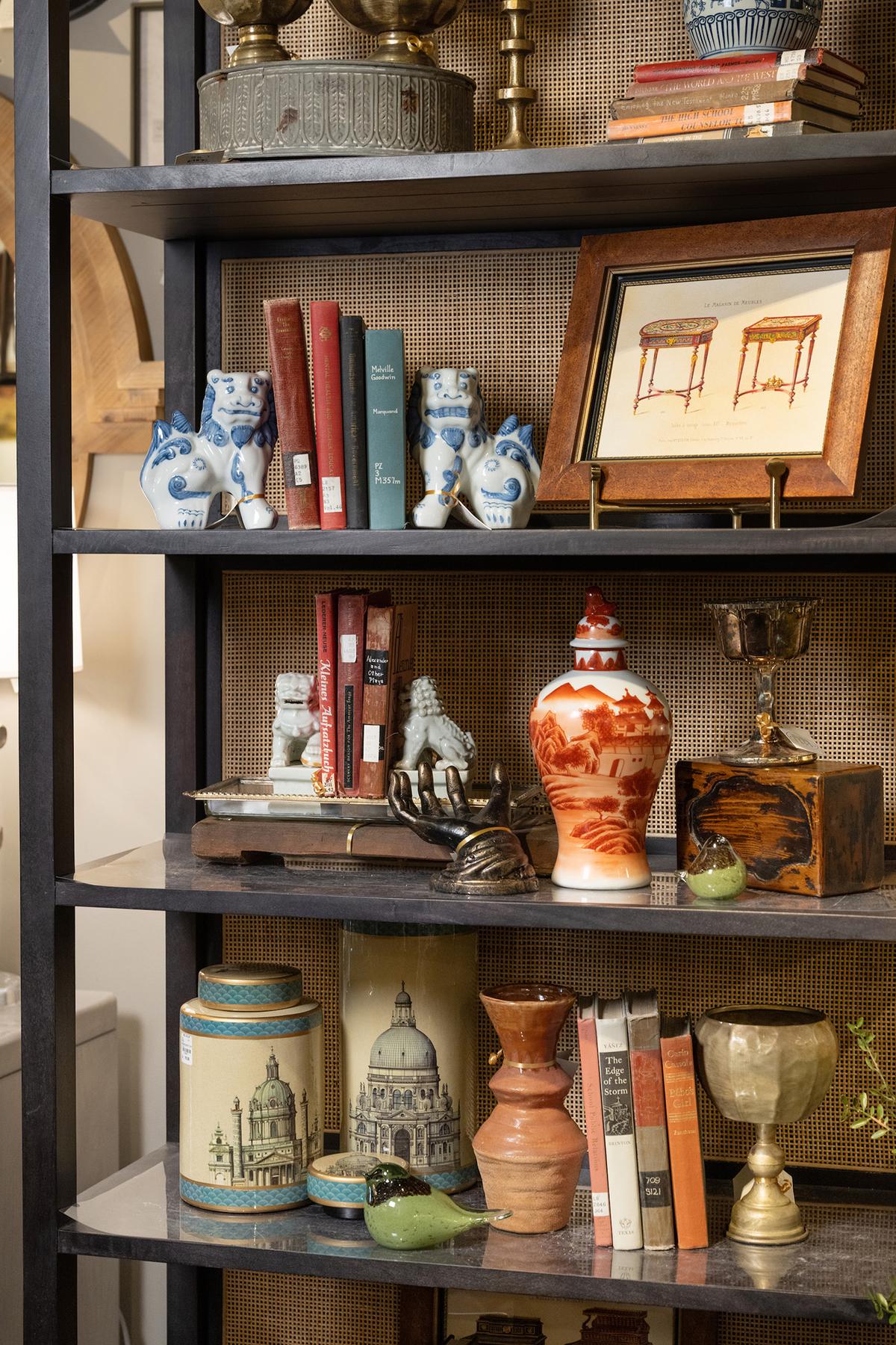 Understanding the Differences Between Cluttercore and Clustercore