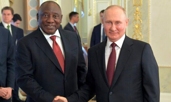 Putin Meets With African Leaders in Russia to Discuss Ukraine Peace Plan, but No Visible Progress