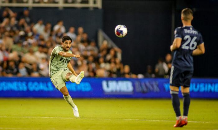 Carlos Vela’s Late Blast Lifts LAFC Over Sporting KC
