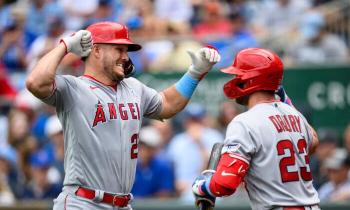 Ohtani, Trout Homer to Lead Angels Past Royals 5–2