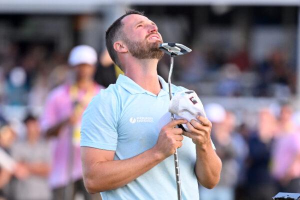 Wyndham Clark of the United States reacts to his winning putt on the 18th green during the final round of the 123rd U.S. Open Championship at The Los Angeles Country Club in Los Angeles on June 18, 2023. (Ross Kinnaird/Getty Images)