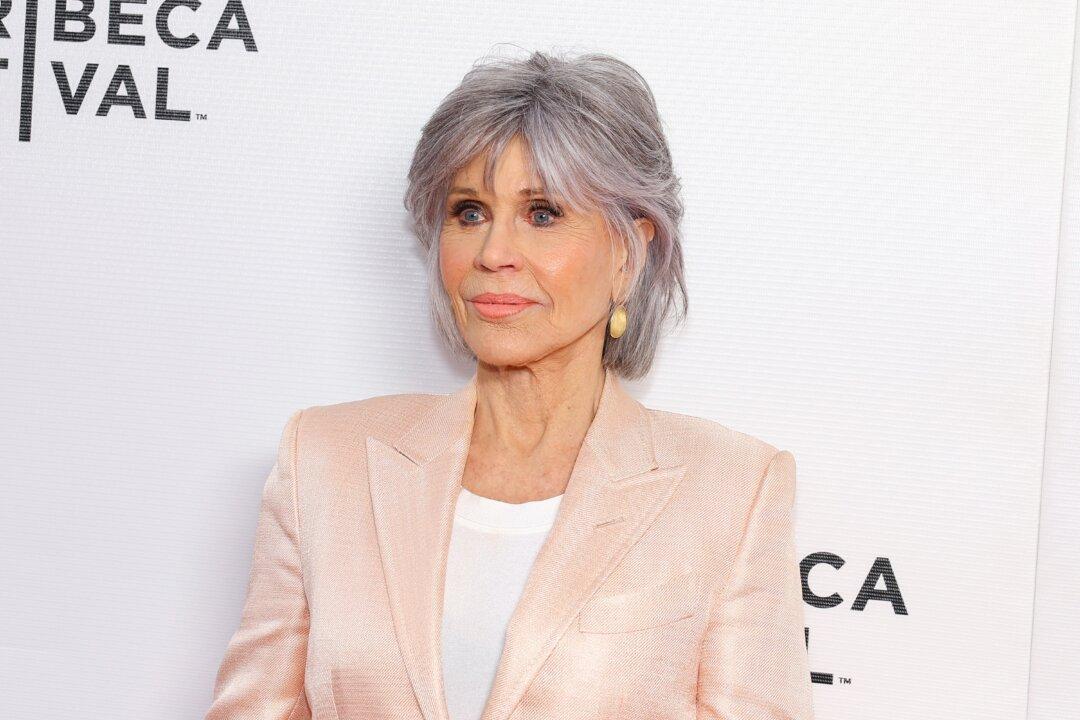 Hollywood Star Jane Fonda to Press Climate Change Content During Conference