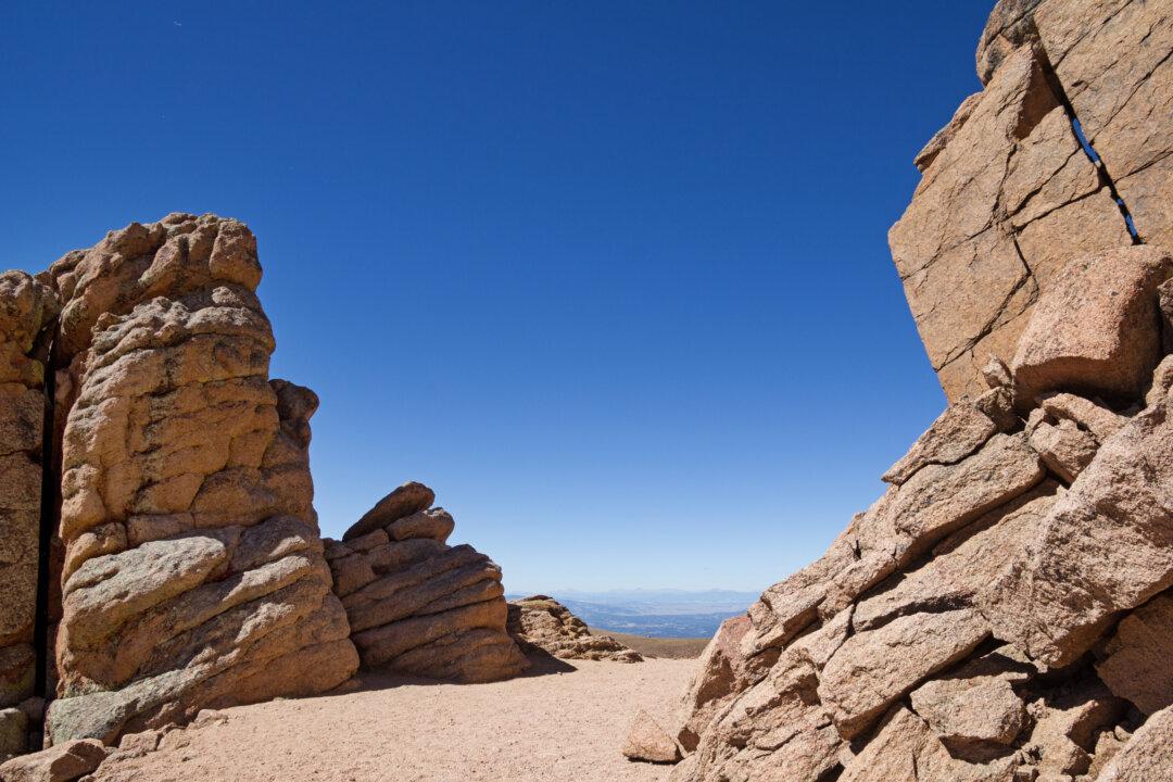 Hopes for ‘Big Year’ of Building New Trail up Pikes Peak