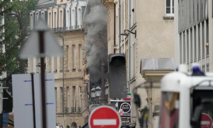 Strong Explosion Rocks Paris, at Least 24 Injured