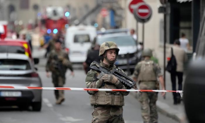 After Paris Blast Crumples Building in Left Bank, Rescue Workers Still Searching for 1 Person