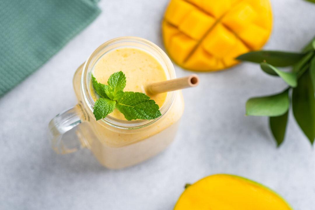 How to Make Mango Lassi