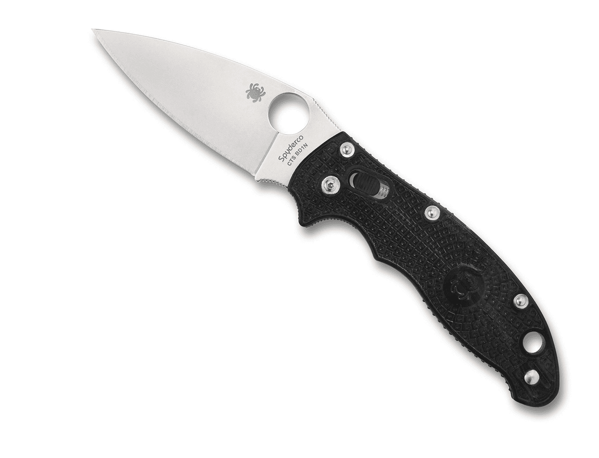 A quality pocket knife is easy to bring along and handy for opening snack packages or preparing tinder for a campfire. (Courtesy of Spyderco)